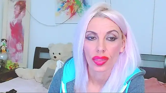Snapshot of HoneyLara chatting on 3, 10, 2025 HoneyLara online show from 3, 10, 2025