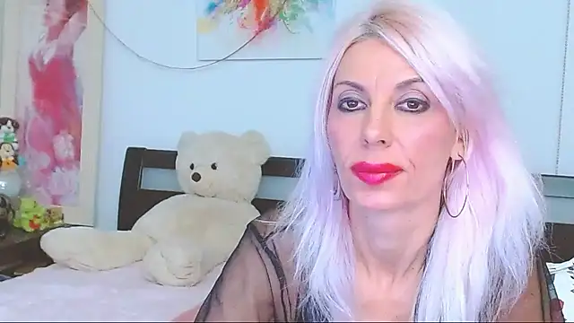 Snapshot of HoneyLara chatting on 14, 10, 2025 HoneyLara online show from 14, 10, 2025