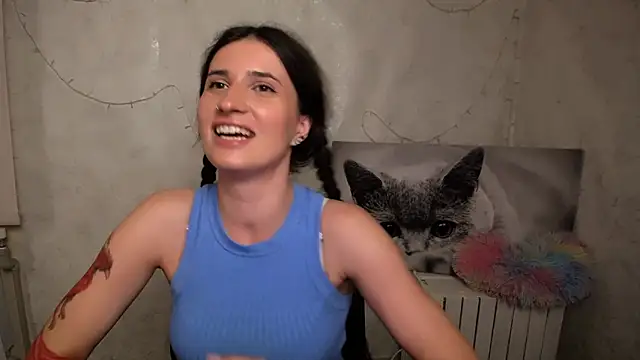Snapshot of MaryEm976 chatting on 15, 5, 2026 MaryEm976 online show from 15, 5, 2026