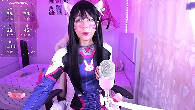 Snapshot of mia_kawaii05 chatting on 10, 9, 2025 mia kawaii05 online show from 10, 9, 2025