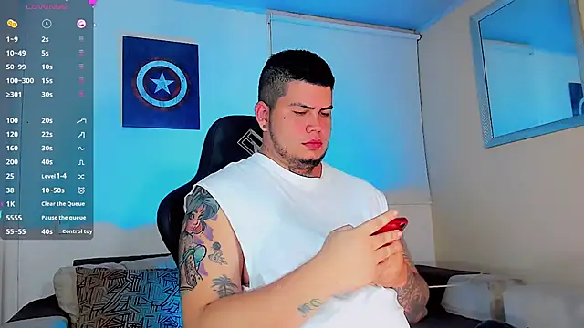 Thomas chubbyxhot online show from 4, 2, 2025