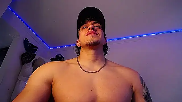 Snapshot of strongboy_ chatting on 17, 9, 2025 strongboy online show from 17, 9, 2025