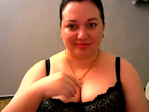 Snapshot of AmanaGi chatting on 4, 2, 2025 AmanaGi online show from 4, 2, 2025