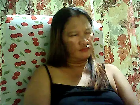 Snapshot of hott_scarlett chatting on 2, 4, 2026 hott scarlett online show from 2, 4, 2026