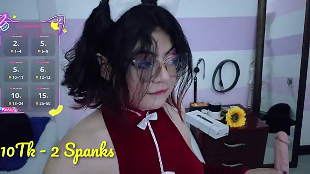 Catwhite  online show from 28, 11, 2025