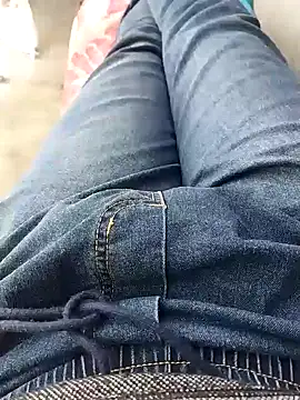 Snapshot of K-27 chatting on 27, 10, 2025 K-27 online show from 27, 10, 2025