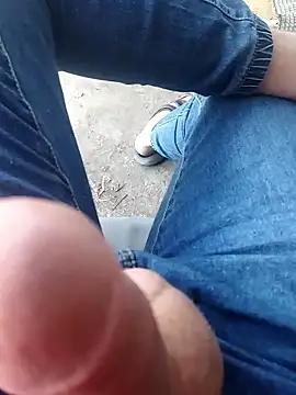 Snapshot of K-27 chatting on 13, 11, 2025 K-27 online show from 13, 11, 2025