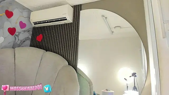 Katemoss70 online show from 14, 2, 2025