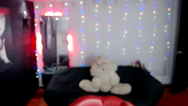 Snapshot of agatha_prime chatting on 1, 12, 2025 agatha prime online show from 1, 12, 2025