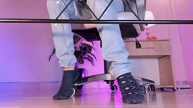 ArchieCollins online show from 31, 10, 2025