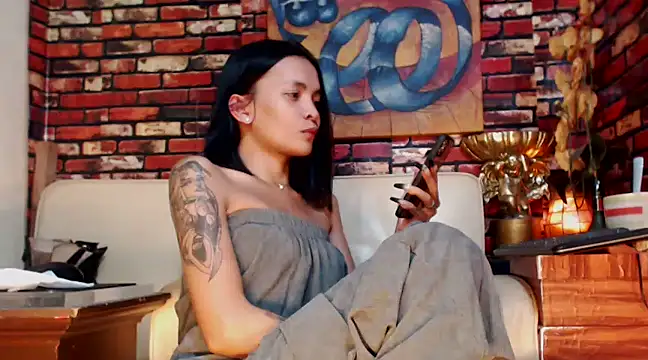 juicyCOCKeva online show from 16, 12, 2024