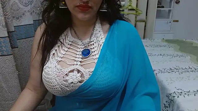 Lovelywife786 online show from 15, 11, 2025