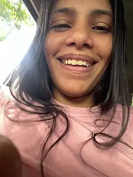 Snapshot of ArielleMillerr chatting on 20, 12, 2024 ArielleMillerr online show from 20, 12, 2024