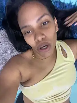 Snapshot of ArielleMillerr chatting on 31, 12, 2024 ArielleMillerr online show from 31, 12, 2024