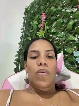 Snapshot of ArielleMillerr chatting on 18, 2, 2025 ArielleMillerr online show from 18, 2, 2025