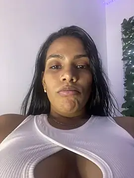 Snapshot of ArielleMillerr chatting on 18, 3, 2025 ArielleMillerr online show from 18, 3, 2025