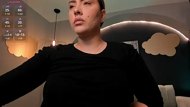 Snapshot of MartinnaBonnet chatting on 12, 3, 2025 MartinnaBonnet online show from 12, 3, 2025