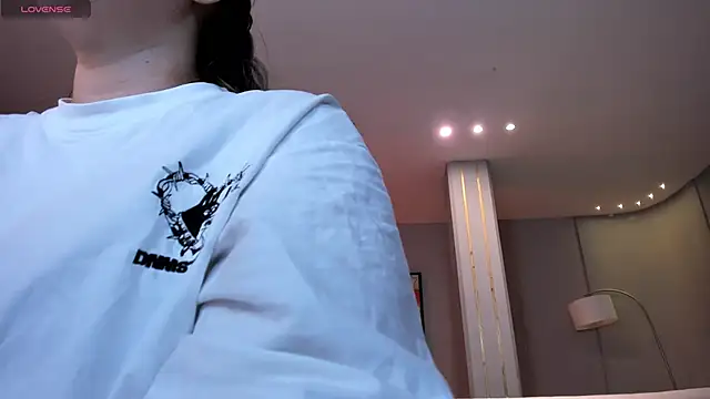 Snapshot of MartinnaBonnet chatting on 22, 3, 2025 MartinnaBonnet online show from 22, 3, 2025