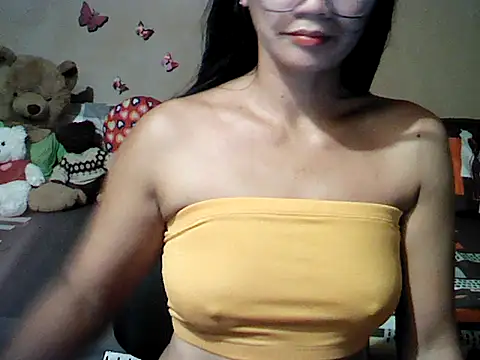 Snapshot of Mia_Rein chatting on 14, 7, 2026 Mia Rein online show from 14, 7, 2026