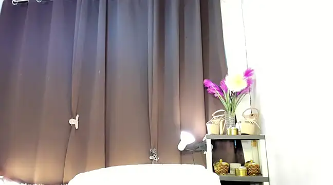 Snapshot of Emma_Jones88 chatting on 24, 1, 2025 Emma Jones88 online show from 24, 1, 2025