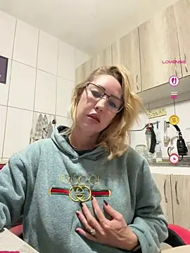 RAIRAsexy online show from 21, 7, 2026
