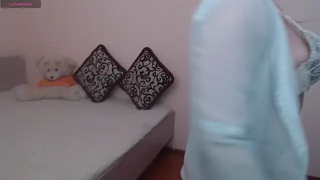 MargotLot online show from 25, 1, 2025