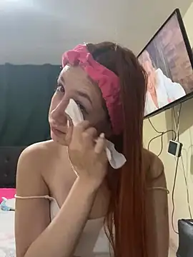 Snapshot of horny__molly_ chatting on 6, 1, 2025 horny molly online show from 6, 1, 2025