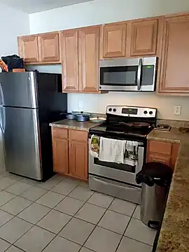 Snapshot of DigiSpankz chatting on 28, 2, 2025 DigiSpankz online show from 28, 2, 2025