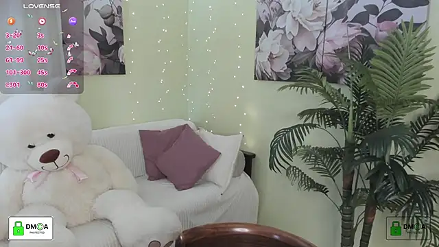 Queenymel online show from 10, 3, 2026