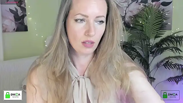 Queenymel online show from 7, 6, 2026