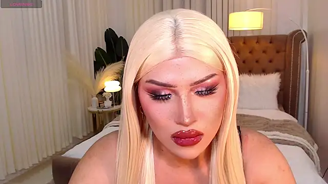 Your Majesty Tyra online show from 7, 2, 2025