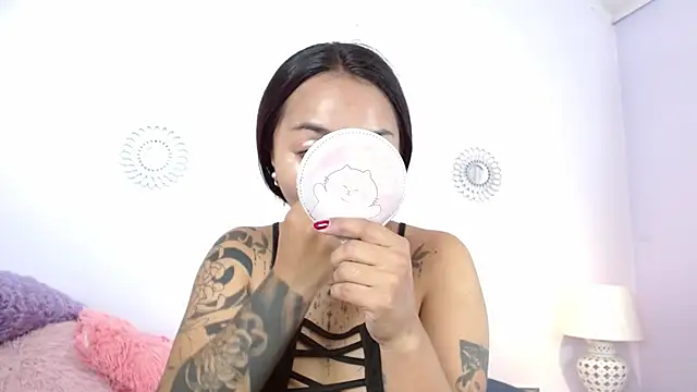 miss soffi  online show from 16, 12, 2025