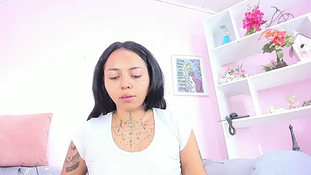 miss soffi  online show from 8, 7, 2026