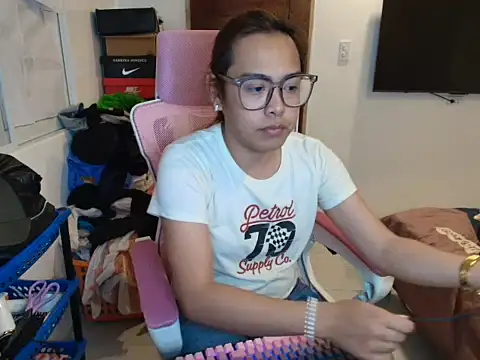 Your PrettyGirlxxx online show from 19, 2, 2026