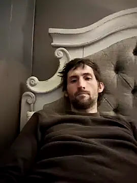 lewis7869 online show from 8, 2, 2025