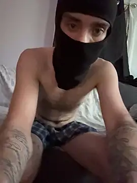 Snapshot of KcCumz19 chatting on 1, 11, 2025 KcCumz19 online show from 1, 11, 2025