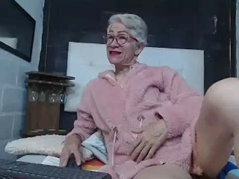 Miss Monserrate online show from 3, 12, 2024