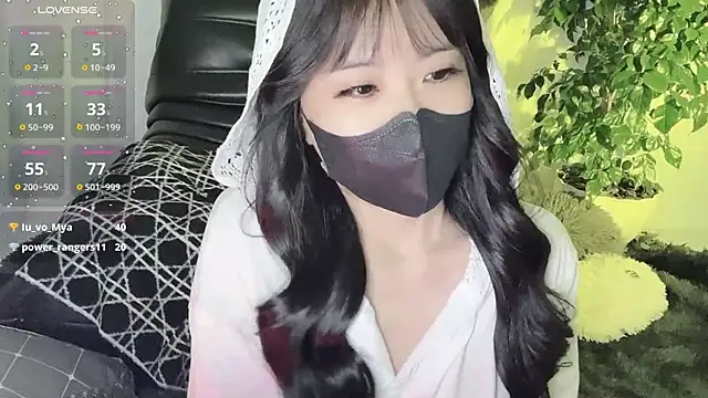 Mya Lee online show from 27, 12, 2024