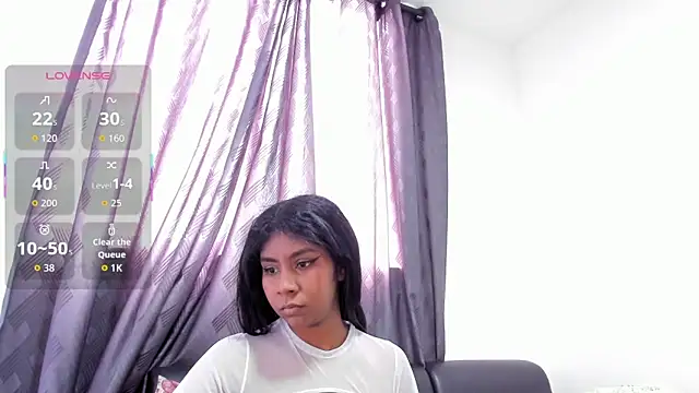Snapshot of CuteEbony1 chatting on 10, 10, 2025 CuteEbony1 online show from 10, 10, 2025