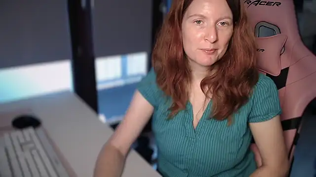 Exotic-Desire online show from 7, 10, 2025