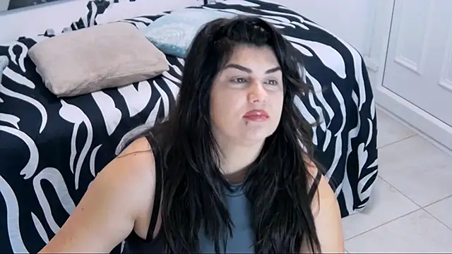 TinaMaay online show from 30, 1, 2025