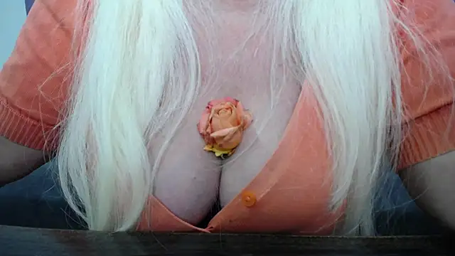 BlondyLeeBest online show from 16, 2, 2025