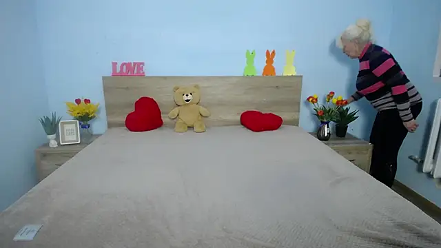 BlondyLeeBest online show from 9, 3, 2025