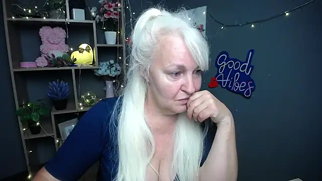 BlondyLeeBest online show from 11, 7, 2026