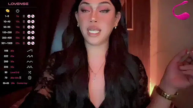 Snapshot of madam_agnes1 chatting on 22, 10, 2025 madam agnes1 online show from 22, 10, 2025