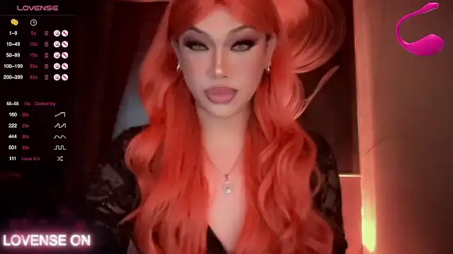 Snapshot of madam_agnes1 chatting on 14, 12, 2025 madam agnes1 online show from 14, 12, 2025