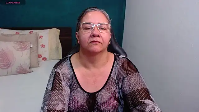 Snapshot of scaelettdubois chatting on 26, 2, 2026 scaelettdubois online show from 26, 2, 2026