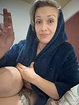 sexymarilyncolombia online show from 25, 3, 2026