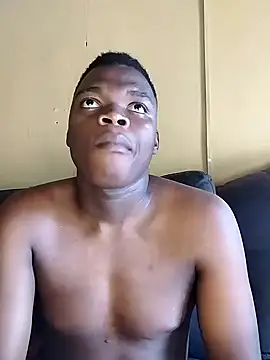 Snapshot of Ellonson chatting on 11, 12, 2024 Ellonson online show from 11, 12, 2024