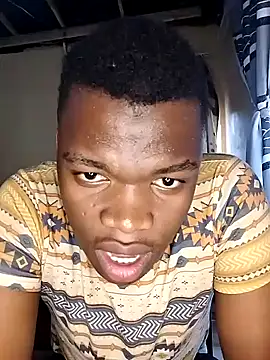 Snapshot of Ellonson chatting on 18, 12, 2024 Ellonson online show from 18, 12, 2024